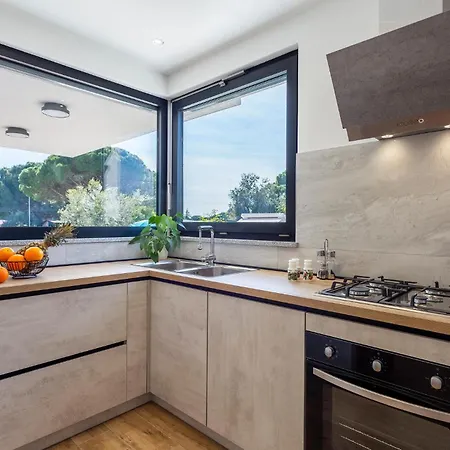 Holiday home Stunning In With Wifi