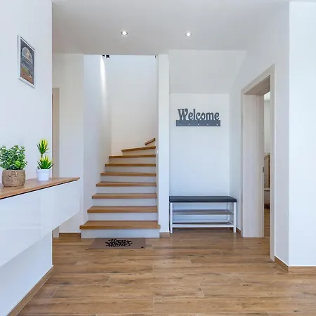 Ferienhaus Stunning In With Wifi *