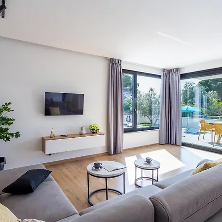 Stunning In With Wifi Holiday home Valbandon
